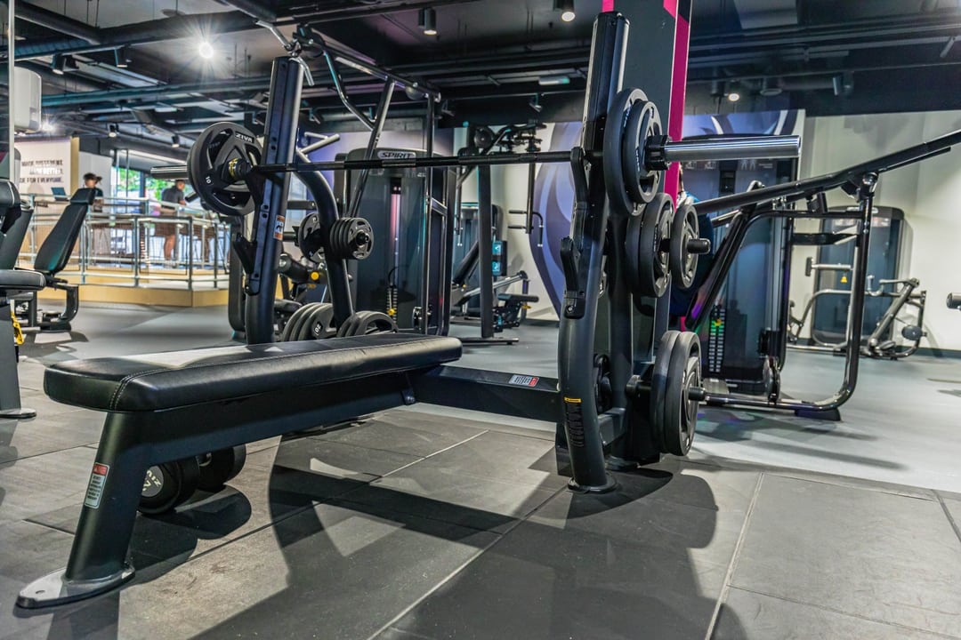 school gym example with spirit commercial equipment  