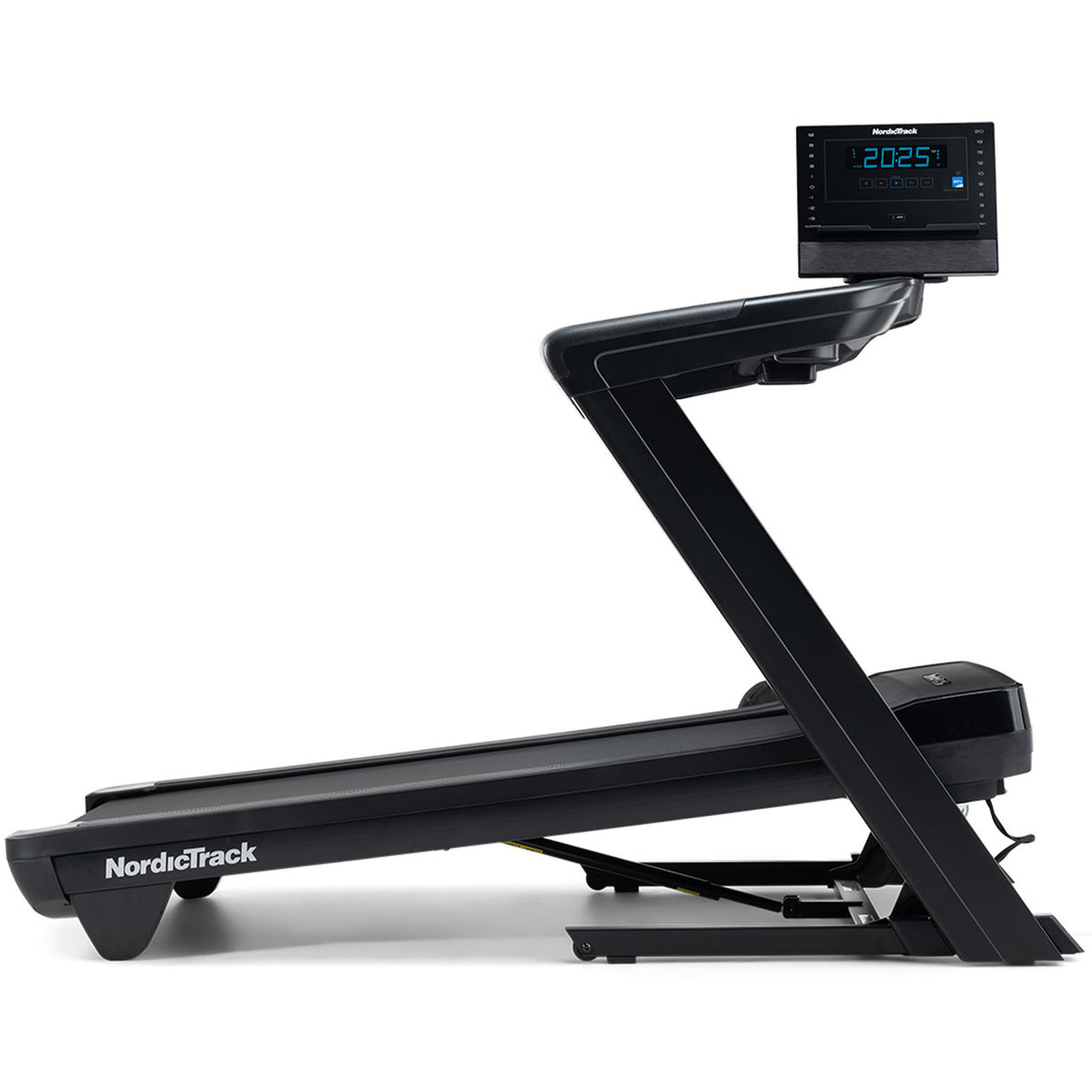 NordicTrack Commercial LE Treadmill