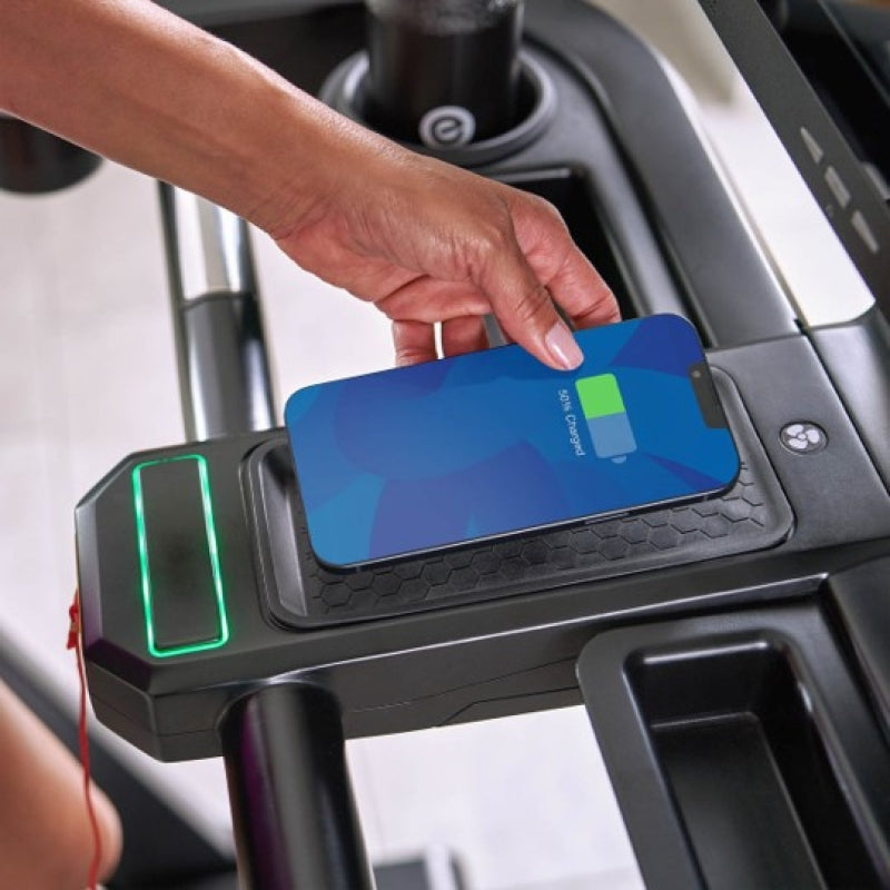 Echelon Stride-8s Connected Treadmill 22"