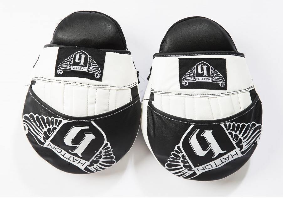 Hatton Curved Hook and Jab Pads (pair)